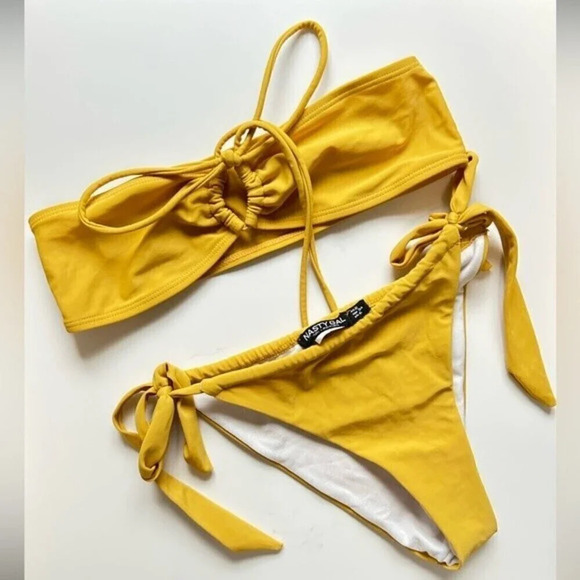 Nasty Gal Yellow strapless Bandeau two piece swimsuit set size 2 - Picture 6 of 12